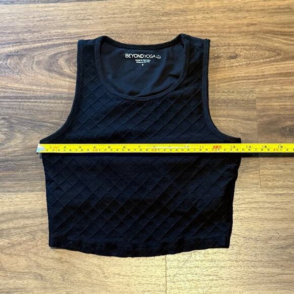 Beyond Yoga Black Diamond Quilted Textured Crop Tank Top Size S - Picture 4 of 6